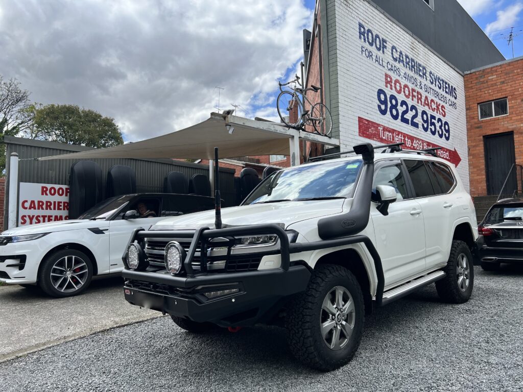 Toyota Landcruiser 300 Series, Thule Evo 7104 Railing Bar Mount, Thule Wingbar Evo