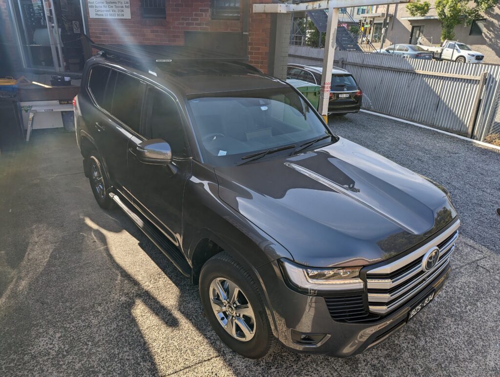 Toyota Landcruiser 300 Series, Rhino-Rack RX100, Rhino-Rack Pioneer Alloy Platform 6